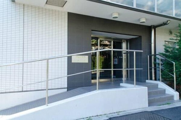 エントランス(☆このお部屋は仲介手数料0円です☆)