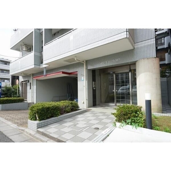 エントランス(☆このお部屋は仲介手数料0.55ヶ月☆)