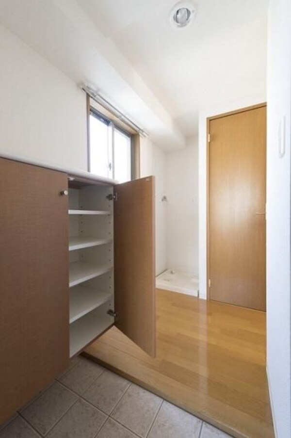 玄関(☆このお部屋は仲介手数料0円です☆)