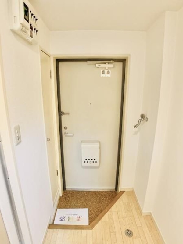 玄関(☆このお部屋は仲介手数料0円です☆)