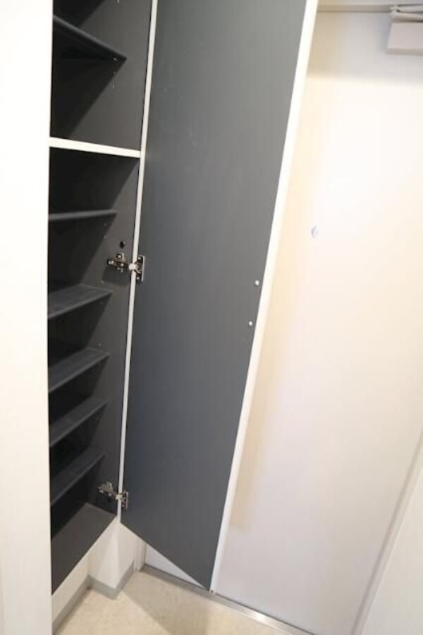 玄関(☆このお部屋は仲介手数料0.55ヶ月☆)
