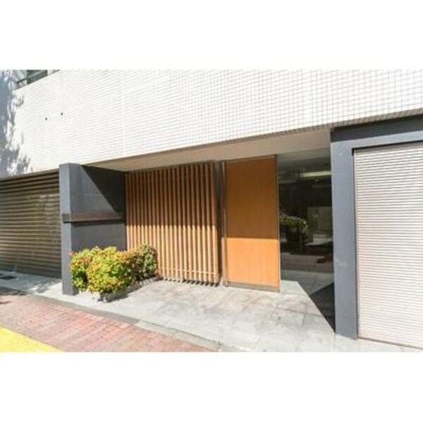 エントランス(☆このお部屋は仲介手数料0.55ヶ月☆)