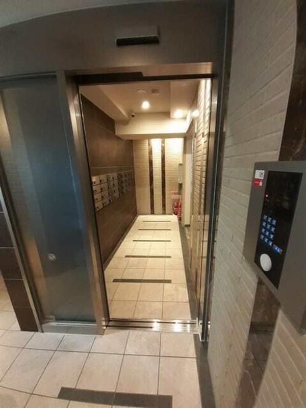 エントランス(☆スペシャリストなプロ賃貸師が接客対応させていただきます☆)