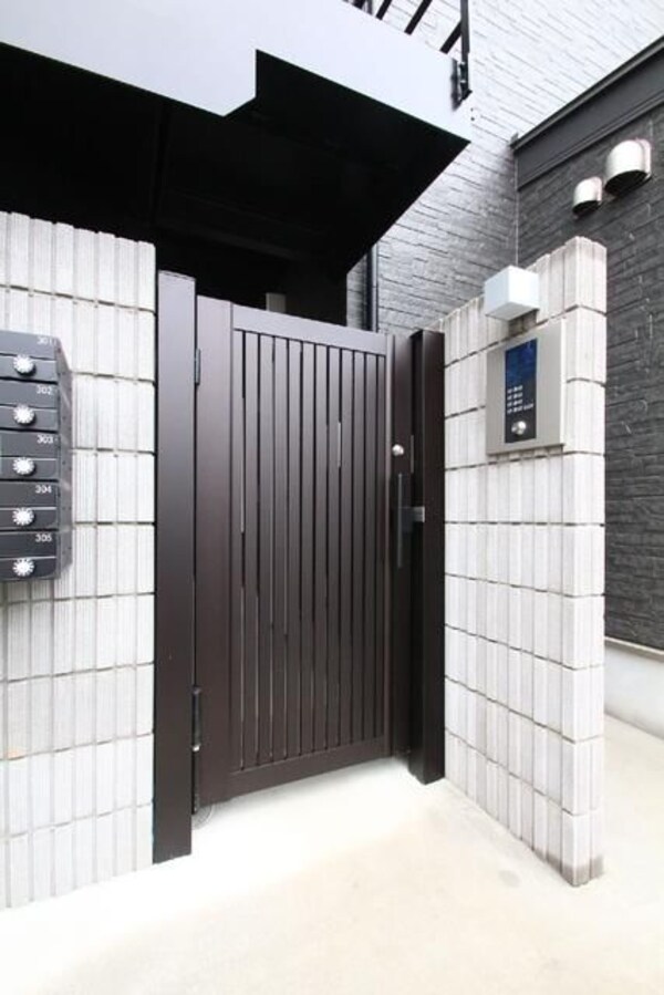 エントランス(☆このお部屋は仲介手数料0.55ヶ月☆)