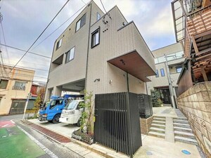ヴィルヌーヴ　ウエスト外観写真