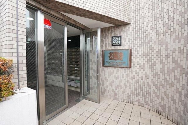 エントランス(☆スペシャリストなプロ賃貸師が接客対応させていただきます☆)