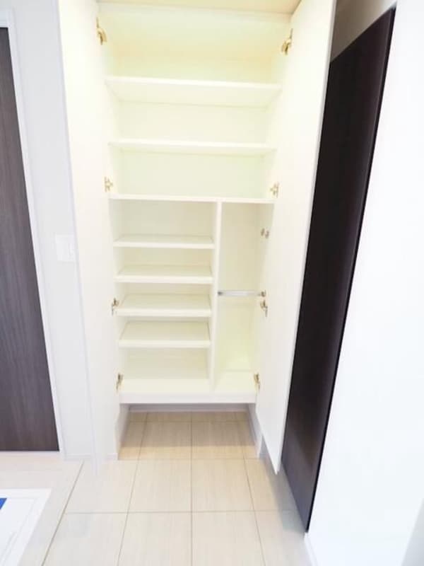 玄関(☆このお部屋は仲介手数料0円です☆)