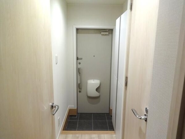 玄関(☆このお部屋は仲介手数料0円です☆)