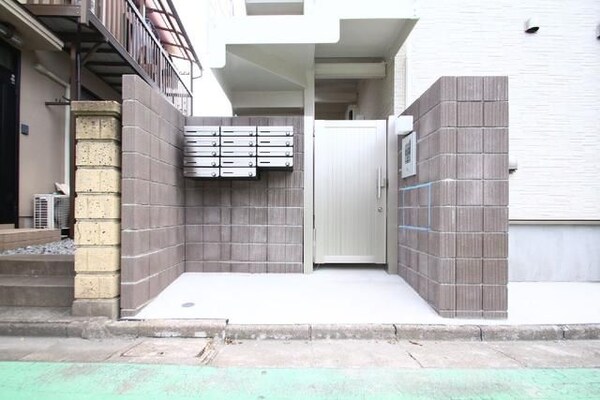エントランス(☆このお部屋は仲介手数料0.55ヶ月☆)