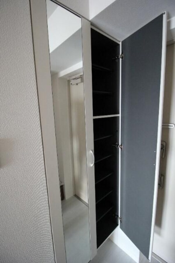 玄関(☆このお部屋は仲介手数料0円です☆)