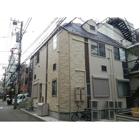 ＯＲＡＣＬＥ　ＳＨＩＮ－ＯＫＵＢＯ外観写真