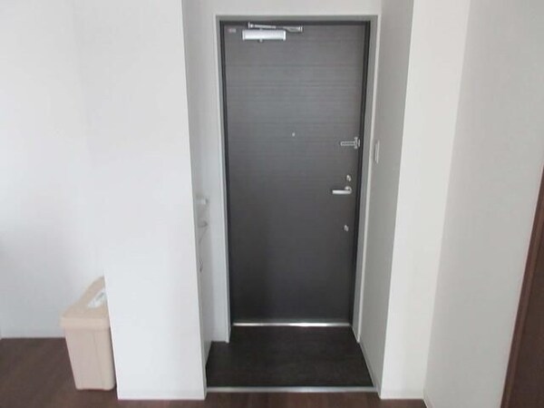 玄関(☆このお部屋は仲介手数料0円です☆)