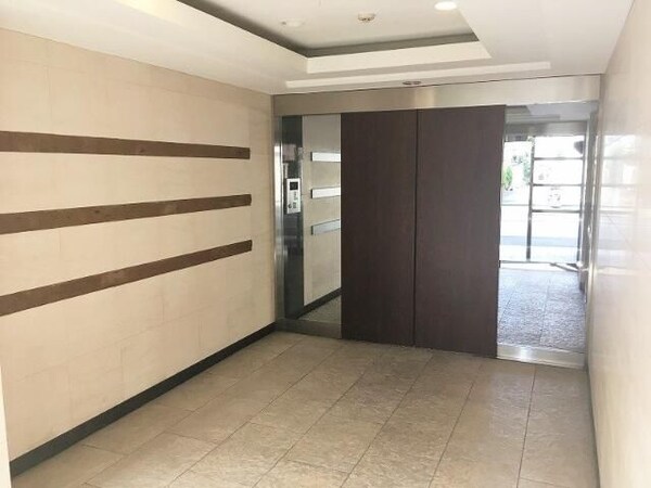 エントランス(☆このお部屋は仲介手数料0.55ヶ月☆)