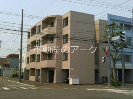 プレネール北２８外観写真