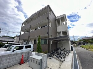 Ｆｌｏｒａ茨木中穂積外観写真