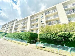 若木住宅３号棟外観写真