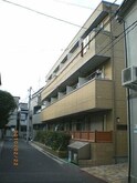 Ｍ．サリチェ