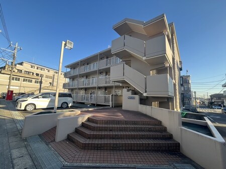 ラビアンローズ外観写真
