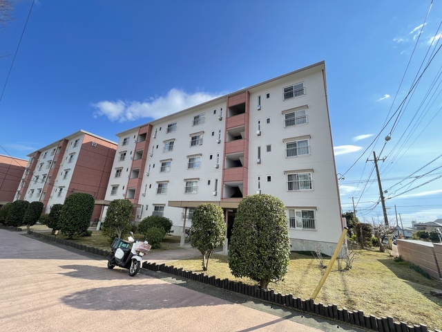 東高森団地１８号棟