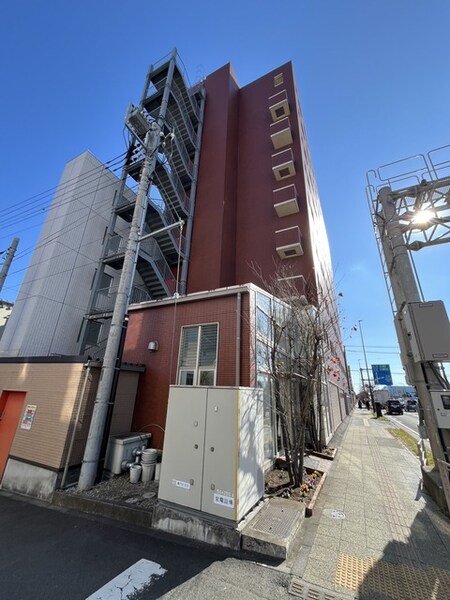 クォーツマンション外観写真