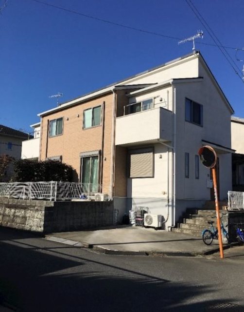 ラヴィータ愛甲西