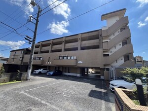 エル【0】外観写真