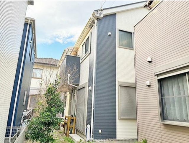 愛甲西一丁目戸建て