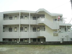 ユースフル伊勢原外観写真