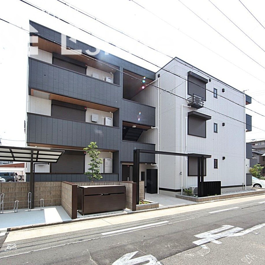 セレスティア京田の物件外観写真