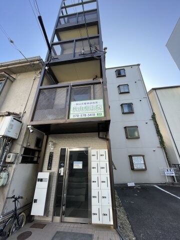 ハイライフ大開の物件外観写真