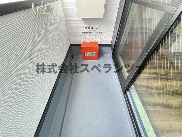 バルコニー