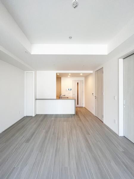 物件内観写真8　(おしゃれな居間です)