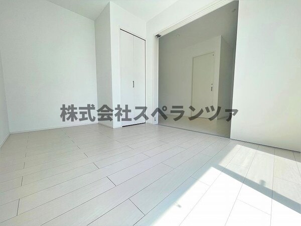 内装他