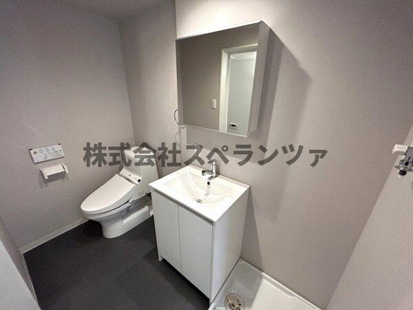 独立洗面台