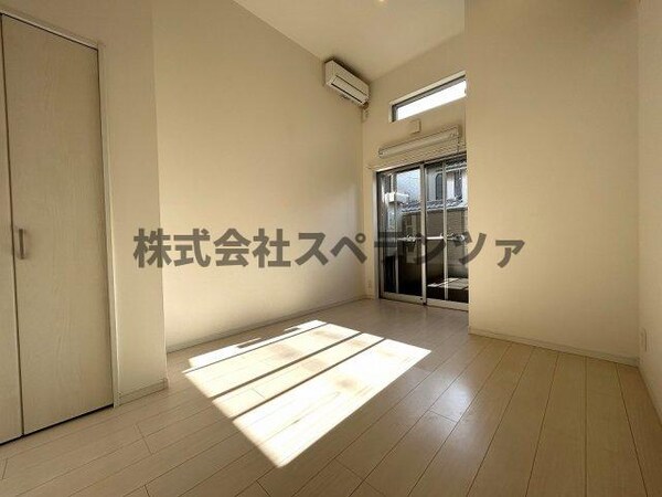 内装他