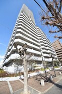 ローレルハイツ神戸1号館