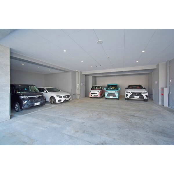 駐車場(駐車場完備です)