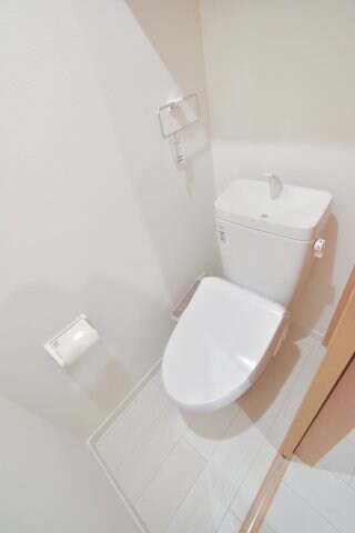 物件内観写真7　(トイレも気になるポイント)