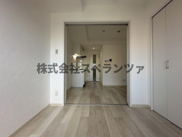内装他
