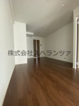 物件内観写真6　(使いやすい居間です)