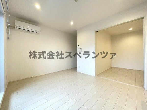 内装他