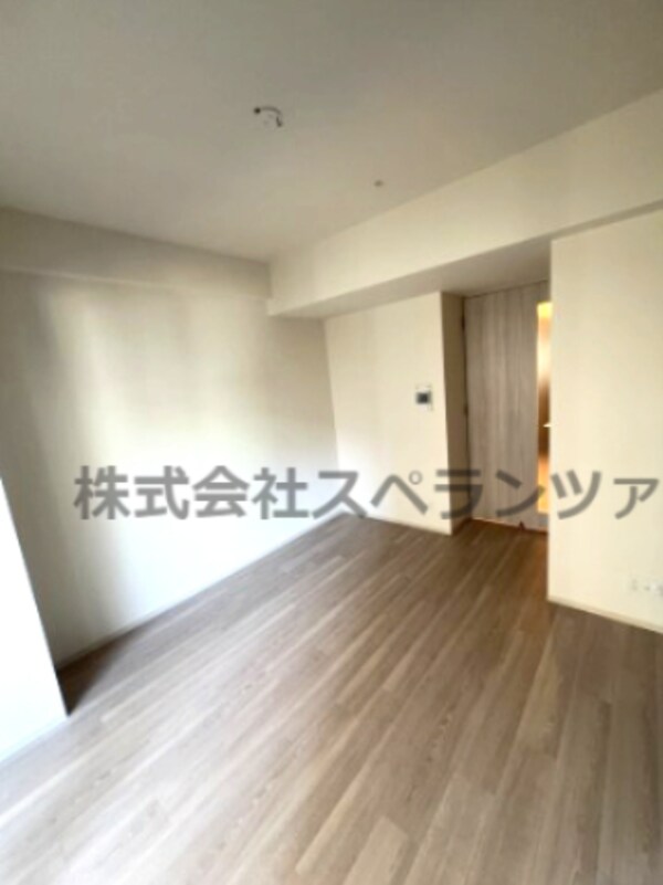 内装他