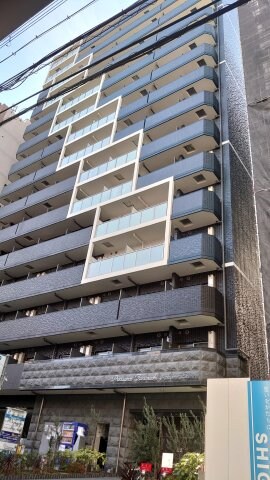 物件外観写真1　(きれいな外観です)