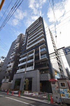 物件外観写真1　(物件の外観です)