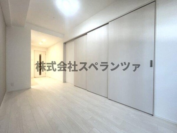 内装他