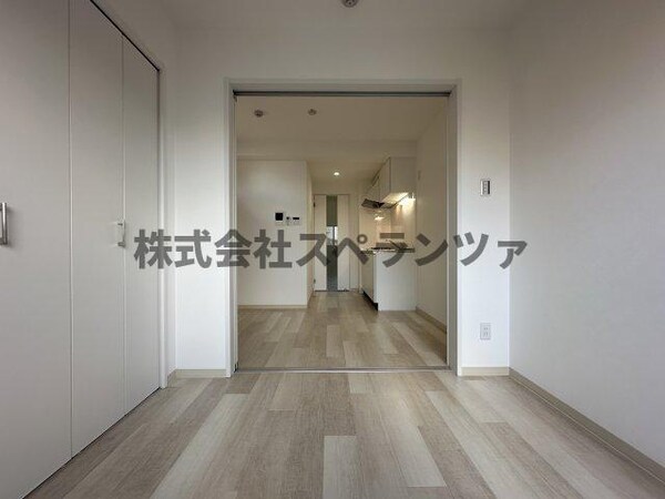 内装他