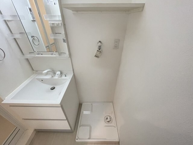 物件内観写真12　(使いやすい洗面所です)