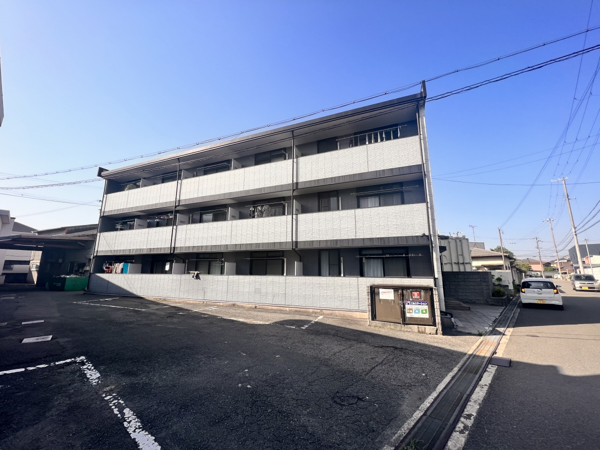 クリスタルA・ウエスト