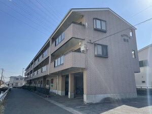 サンファミール西庄外観写真