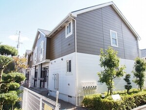 シャン・ド・フルールA外観写真